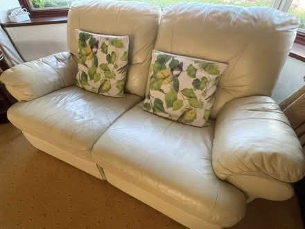 Photo of free 2 seater settee sofa recliner (West Stratton SO21) #1