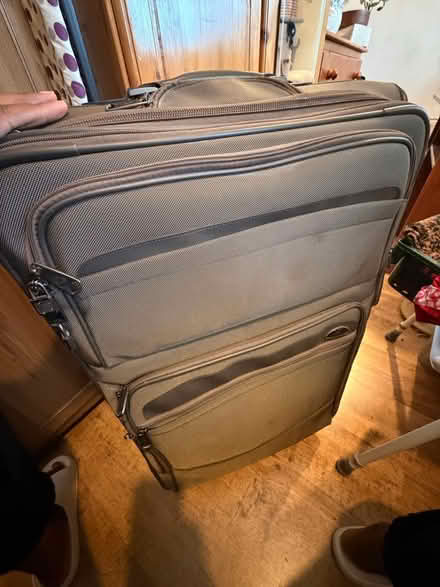 Photo of free Suitcase - Excellent condition (Handsworth Wood B20) #3