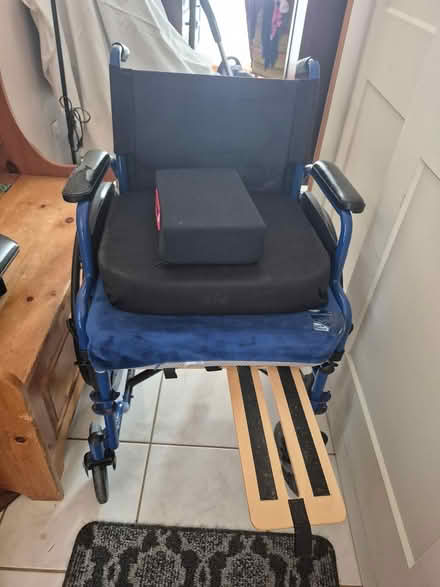Photo of free Wheel chair (Brampton) #3