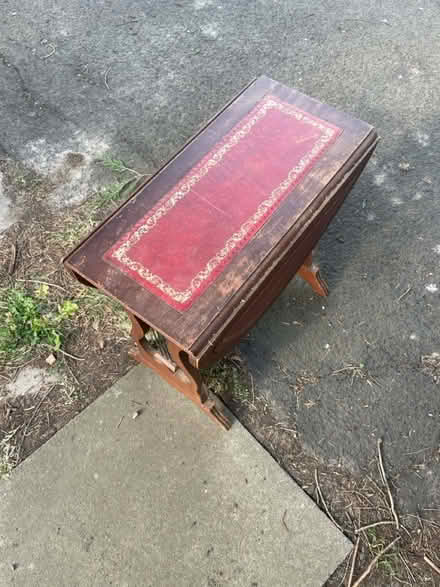 Photo of free Vintage double leaf side table (AL2 / SG6) #2