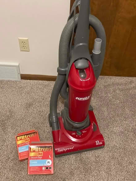 Photo of free Semi-functional vacuum (Very south worthington) #1