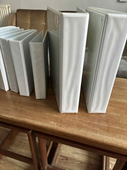 Photo of free A4 and A5 Ringbinders (Chipping Barnet EN5) #1