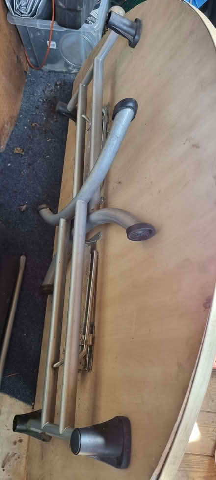 Photo of free half circle table (Ravensbourne BR1) #2