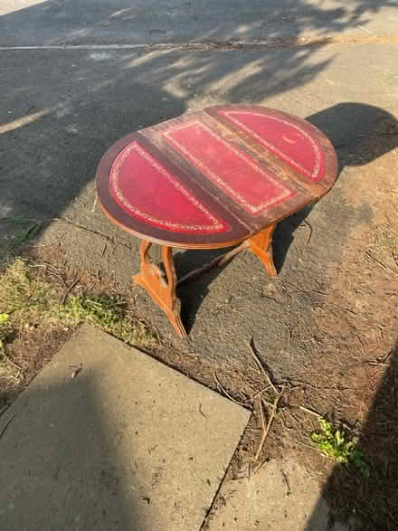 Photo of free Vintage double leaf side table (AL2 / SG6) #1