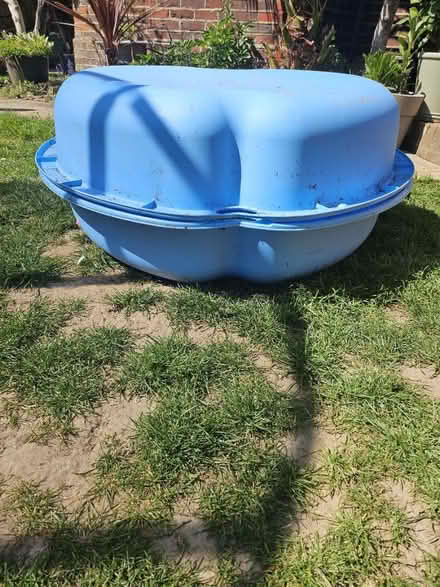 Photo of free Sandbox/paddling pool (Southampton SO16) #2