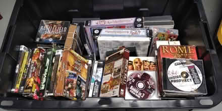 Photo of free software. Over 1700 titles (Near Lawrence and Harlem) #1