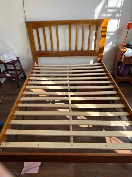 Photo of free Double bed w/ 4 drawers for storage (Park slope/Gowanus) #1