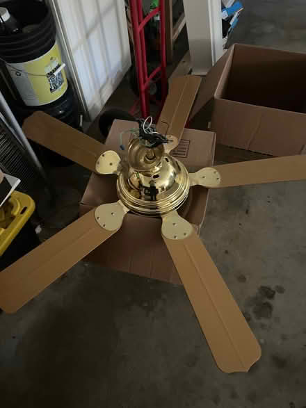 Photo of free Hampton Bay Ceiling Fan w/light (Walsh Middle School area) #2
