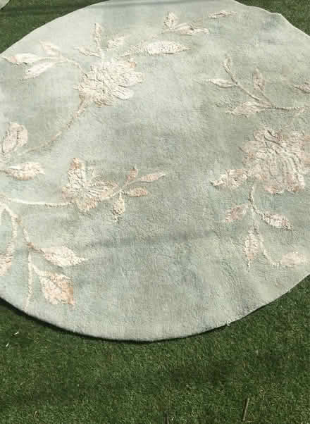 Photo of free Large wool Laura Ashley rug (Altrincham 2DP) #4