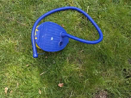 Photo of free Foot pump (PO4) #1