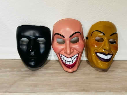 Photo of free Halloween masks (Sherman Oaks) #1