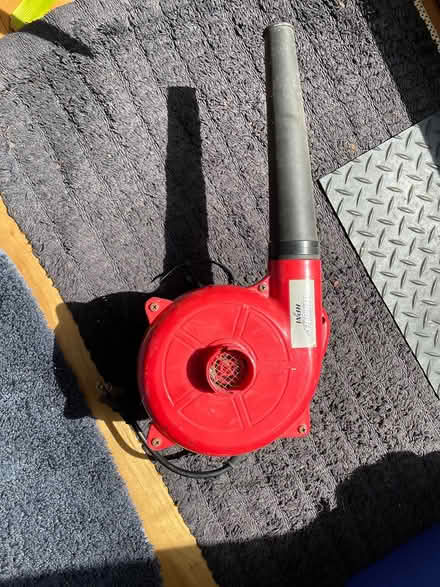 Photo of free Performance Tool Lead Blower (Chelsea) #1