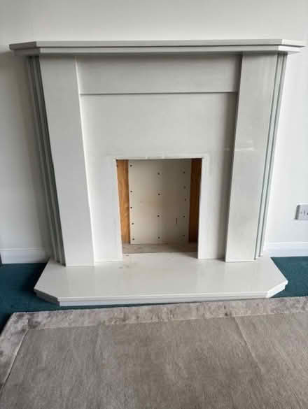 Photo of free Fire Place with Glass Detail (Drumoak AB31) #1