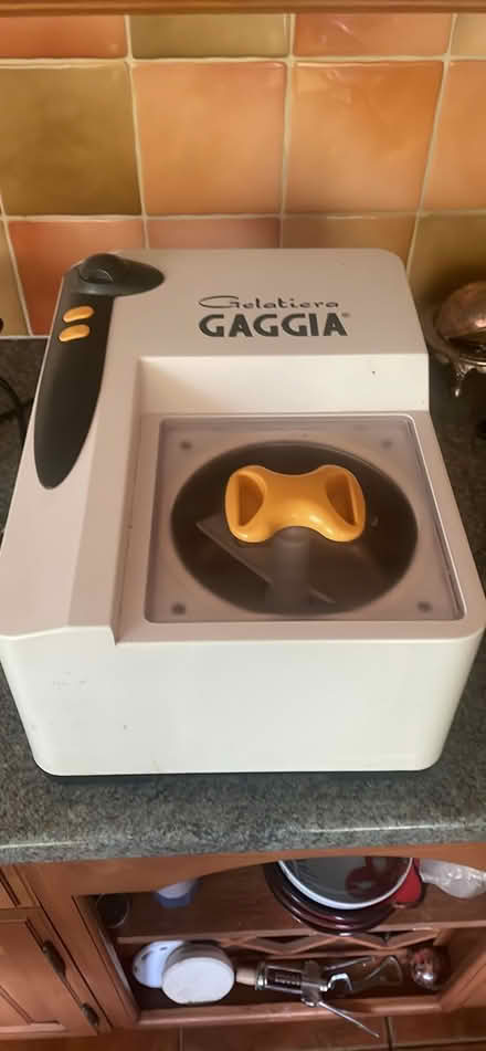 Photo of free Icecream Machine (Tupsley HR1) #1