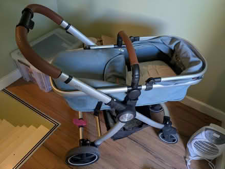 Photo of free baby bassinet stroller foldable (L35) #3