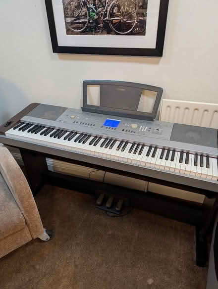 Photo of free Yamaha Electric Keyboard (Sherwood PR2) #1
