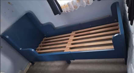 Photo of free Extendable Child's bed (Horsell GU21) #1