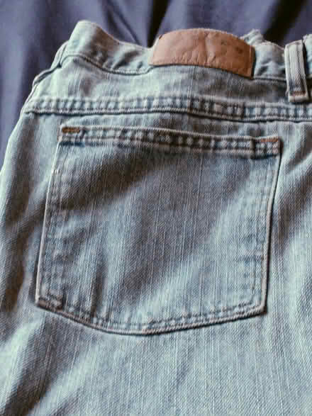 Photo of free Light denim jeans (White Center) #1