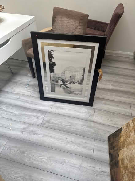 Photo of free 6 photo frames (Bethnal Green E2 9LJ) #1