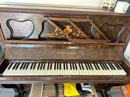 Photo of free Piano (Markfield LE67) #3