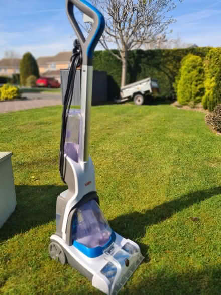 Photo of free Vax (CH49) #3