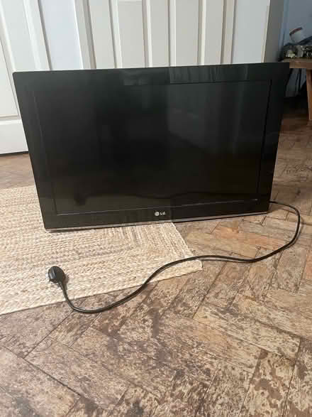 Photo of free Working TV (Brownswood Park N4) #1