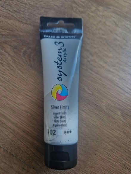 Photo of free Silver paint (SE10) #1
