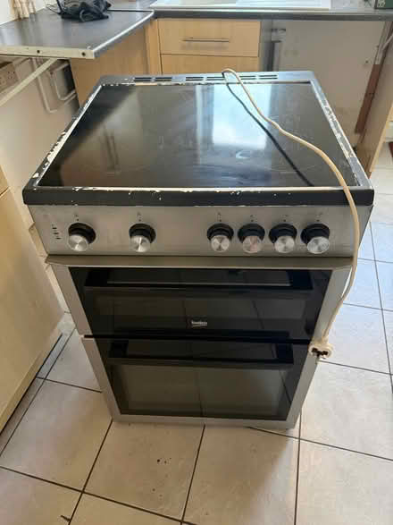 Photo of free Standalone electric fan-assisted oven with electric hob (Rayleigh SS6) #2