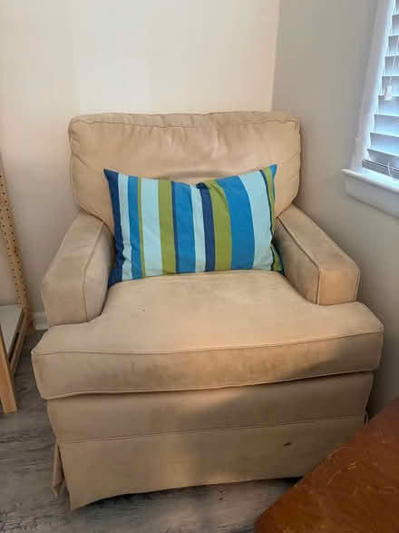 Photo of free Baby recliner (Ventnor, NJ) #2