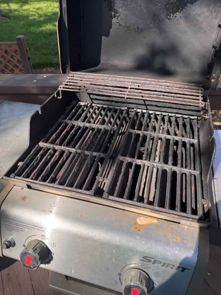 Photo of free Weber Spirit Propane Grill (East Columbia, Sewells Orchard) #2