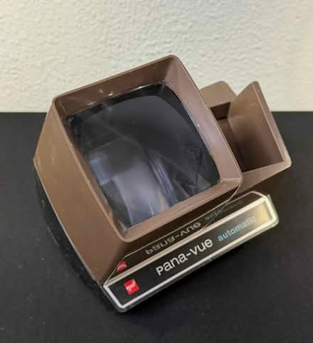 Photo of Slides viewer (Kanata Lakes) #2