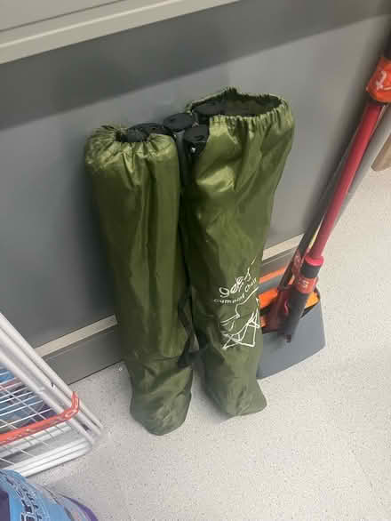 Photo of free number of items (Agar Grove N7) #3