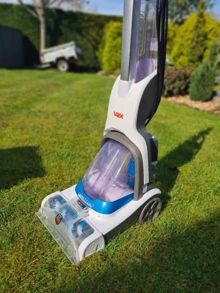 Photo of free Vax (CH49) #4