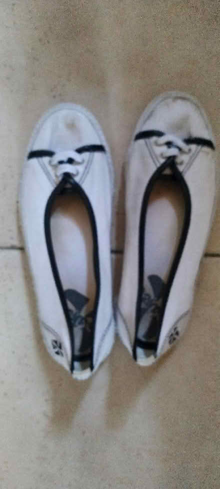 Photo of free Slip-on shoes, size 4? (Kennington OX1) #1