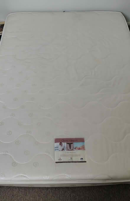 Photo of free Queen Mattress, Good Condition (Bendigo) #1