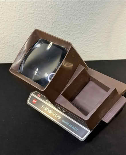 Photo of Slides viewer (Kanata Lakes) #1