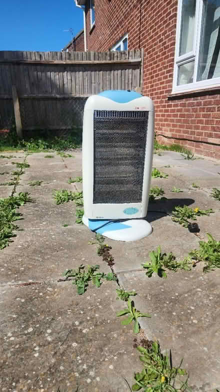 Photo of free Electric Heater (Thorney Island, PO10) #1