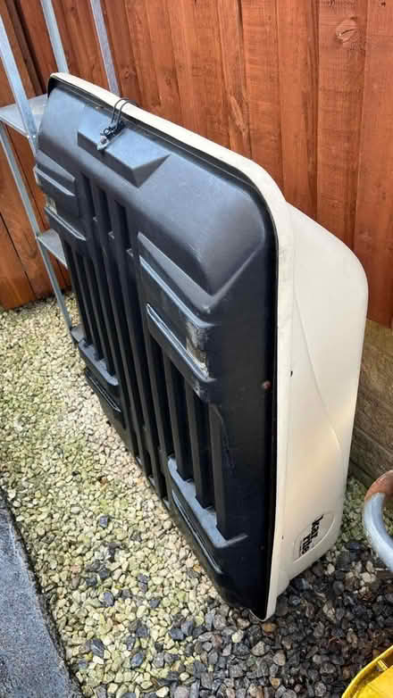 Photo of free Car roof box (BD10 Eccleshill) #2