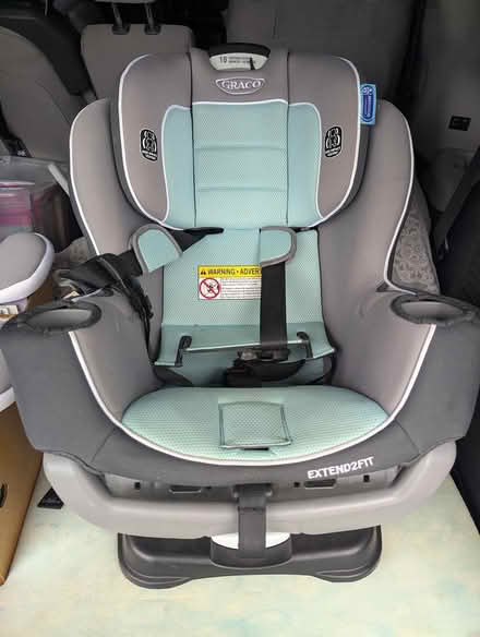 Photo of free Basically new car seat (63rd& main, DG) #1