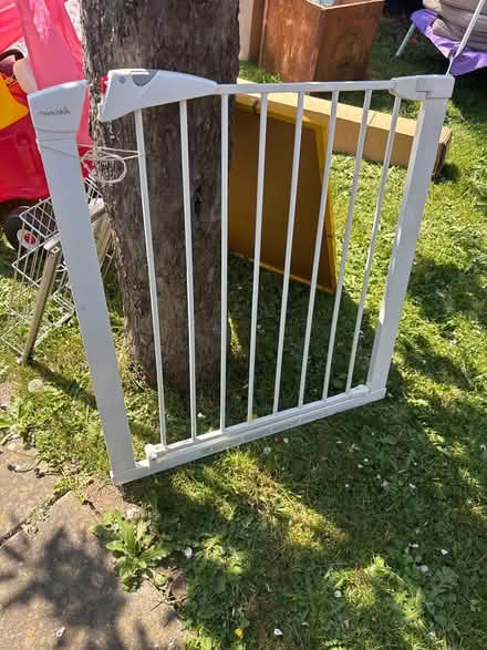 Photo of free Baby gate (Palmers Green/ Edmonton N18) #1