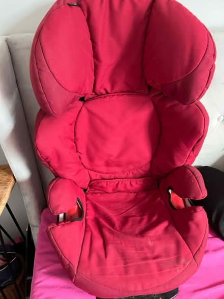 Photo of free Maxi cosy car seat (Notts) #1
