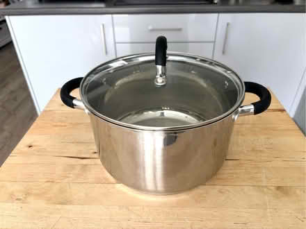 Photo of free Tower High Quality Stainless Steel Pot Saucepan Glass Lid 2 (Chichester PO19) #1