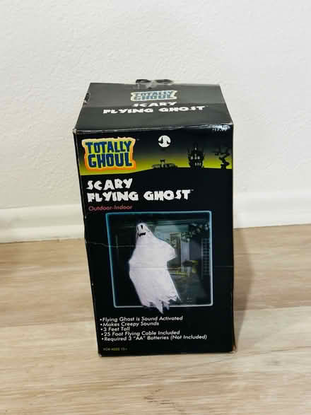 Photo of free Halloween ghost decor (Sherman Oaks) #1