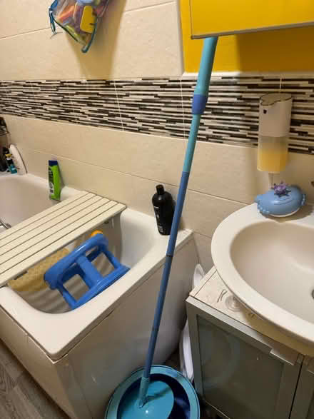 Photo of free flat mop system (Levenshulme M19) #2