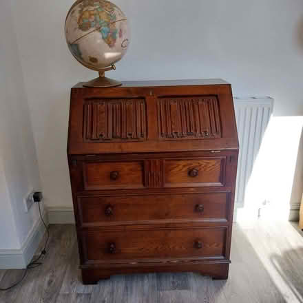 Photo of free Writing bureau (Formby L37) #1