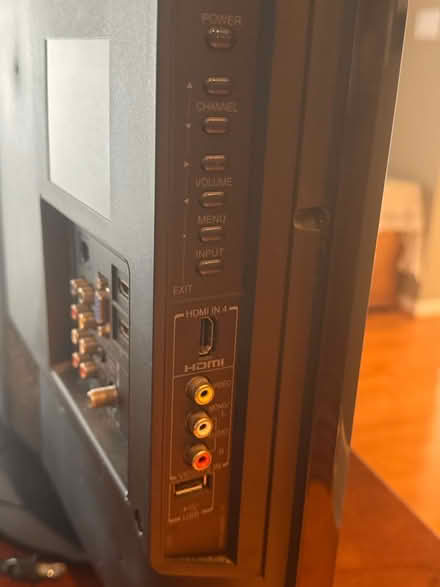 Photo of free 40” Toshiba HD TV with remote (Newmarket) #3