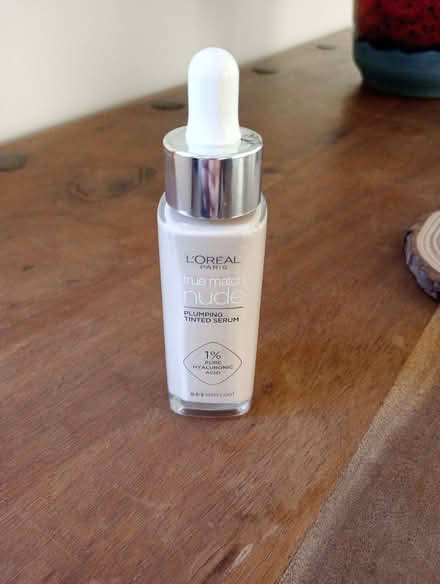Photo of free L'Oréal true match serum (Quernmore LA2) #1