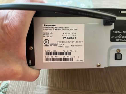 Photo of free DCD/VHS Combo player (Harbor Bay) #3