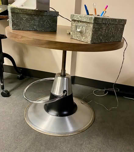 Photo of free Round table (Downtown) #1