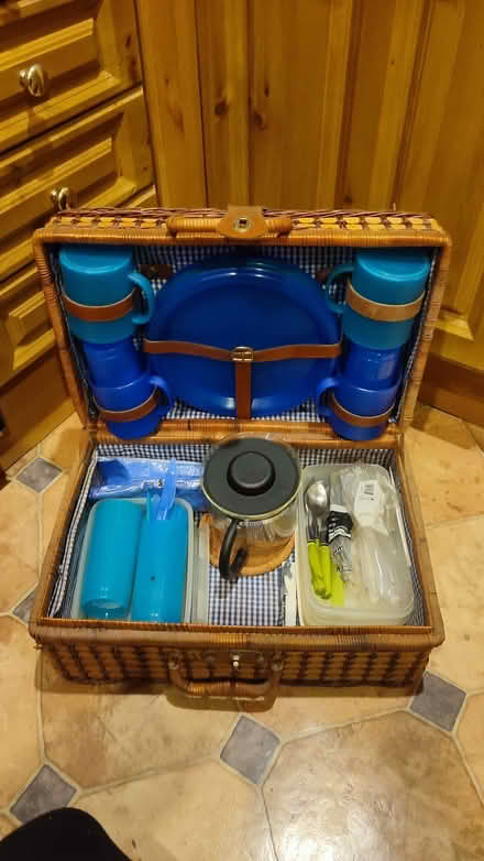 Photo of free Picnic basket (Weston BA1) #1